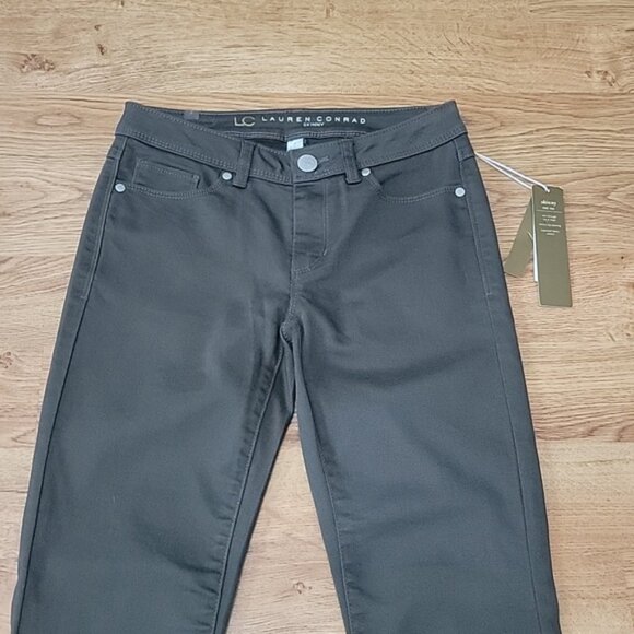 Lauren Conrad Green Skinny Pants Jeans Size 2 NWT - Picture 2 of 9